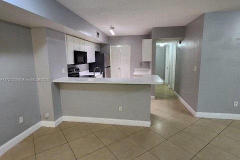 Copropriété à vendre à Davie, Floride: 3 chambres, 122.07 m2 № 1979038 - photo 25