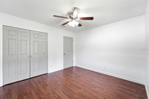 House in Deltona, Florida 2 bedrooms, 88.35 sq.m. № 2224949 - photo 17