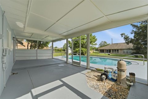 House in Deltona, Florida 2 bedrooms, 88.35 sq.m. № 2224949 - photo 20