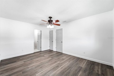House in Deltona, Florida 2 bedrooms, 88.35 sq.m. № 2224949 - photo 13
