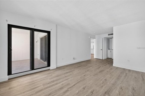 Copropriété à vendre à Ormond Beach, Floride: 2 chambres, 94.11 m2 № 2092146 - photo 17