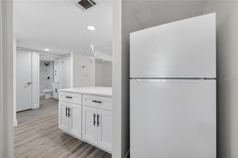 Copropriété à vendre à Ormond Beach, Floride: 2 chambres, 94.11 m2 № 2092146 - photo 7