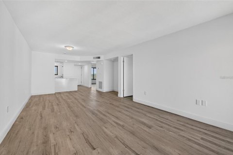 Copropriété à vendre à Ormond Beach, Floride: 2 chambres, 94.11 m2 № 2092146 - photo 14