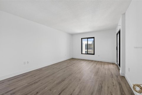 Copropriété à vendre à Ormond Beach, Floride: 2 chambres, 94.11 m2 № 2092146 - photo 15
