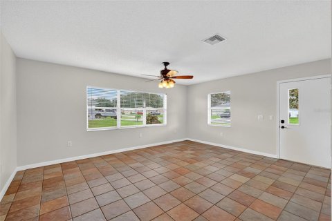 Villa ou maison à vendre à Bushnell, Floride: 2 chambres, 124.86 m2 № 1903599 - photo 3