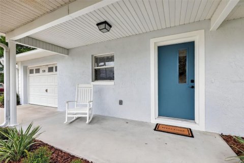 Villa ou maison à vendre à Bushnell, Floride: 2 chambres, 124.86 m2 № 1903599 - photo 2