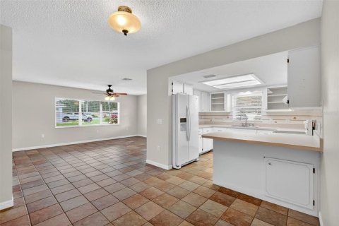 Villa ou maison à vendre à Bushnell, Floride: 2 chambres, 124.86 m2 № 1903599 - photo 7