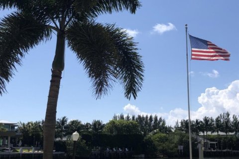 Condominio en venta en Boynton Beach, Florida, 2 dormitorios, 84.36 m2 № 1159616 - foto 1