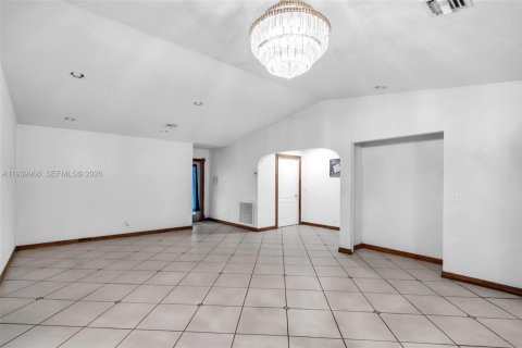 Villa ou maison à vendre à West Park, Floride: 4 chambres, 269.88 m2 № 1996894 - photo 9