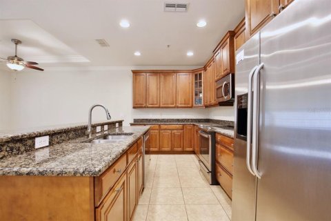 Touwnhouse à vendre à Lake Mary, Floride: 3 chambres, 196.58 m2 № 2399481 - photo 8
