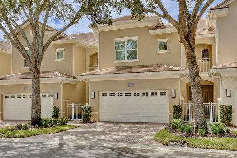 Touwnhouse à vendre à Lake Mary, Floride: 3 chambres, 196.58 m2 № 2399481 - photo 3