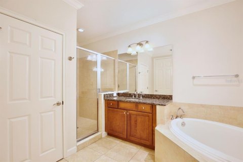 Touwnhouse à vendre à Lake Mary, Floride: 3 chambres, 196.58 m2 № 2399481 - photo 15