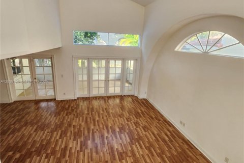 House in Cooper City, Florida 3 bedrooms, 189.52 sq.m. № 2268022 - photo 9