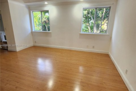 House in Cooper City, Florida 3 bedrooms, 189.52 sq.m. № 2268022 - photo 18