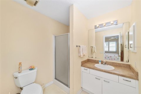Villa ou maison à vendre à Lady Lake, Floride: 2 chambres, 117.8 m2 № 2219540 - photo 19