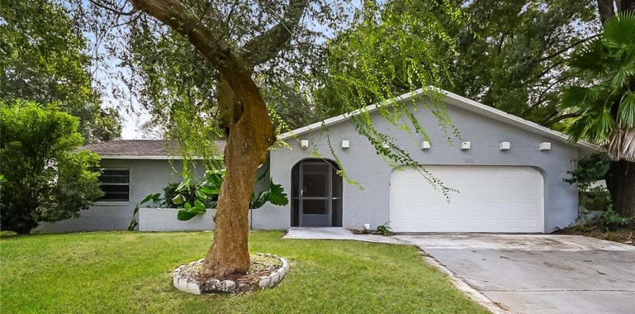 Villa ou maison à Seffner, Floride 3 chambres, 125.88 m2 № 1877125