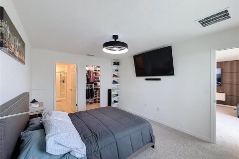 House in Haines City, Florida 3 bedrooms, 119.1 sq.m. № 2224633 - photo 16