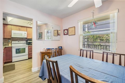 Condo in Dunedin, Florida, 2 bedrooms  № 1802084 - photo 5