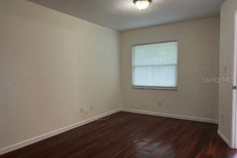 Casa en venta en New Port Richey, Florida, 3 dormitorios, 173.91 m2 № 1900459 - foto 8
