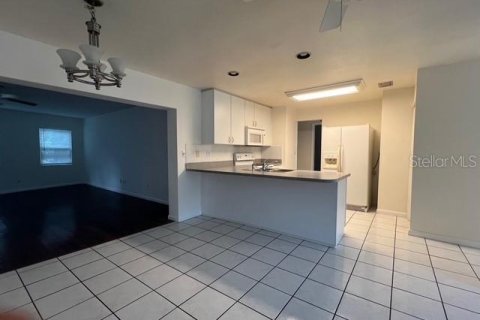 Casa en venta en New Port Richey, Florida, 3 dormitorios, 173.91 m2 № 1900459 - foto 16