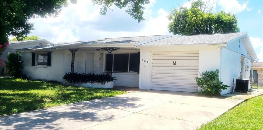 Casa en New Port Richey, Florida 3 dormitorios, 104.79 m2 № 1900514