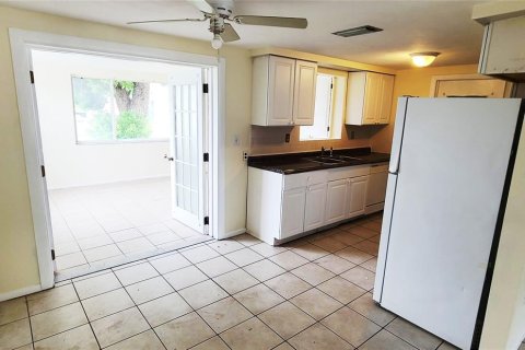 Casa en alquiler en New Port Richey, Florida, 3 dormitorios, 104.79 m2 № 1900514 - foto 6