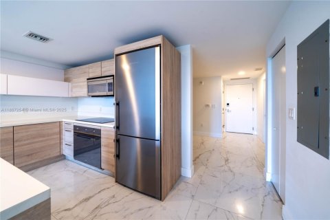 Condo à North Miami Beach, Floride, 2 chambres  № 2022768