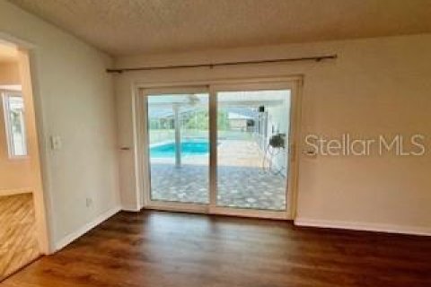 Casa en alquiler en Clearwater, Florida, 3 dormitorios, 196.02 m2 № 1902864 - foto 9