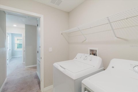 Casa en venta en Sun City Center, Florida, 6 dormitorios, 242.85 m2 № 2202436 - foto 28