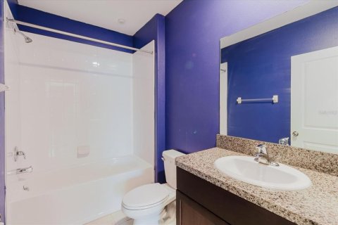 Casa en venta en Sun City Center, Florida, 6 dormitorios, 242.85 m2 № 2202436 - foto 15