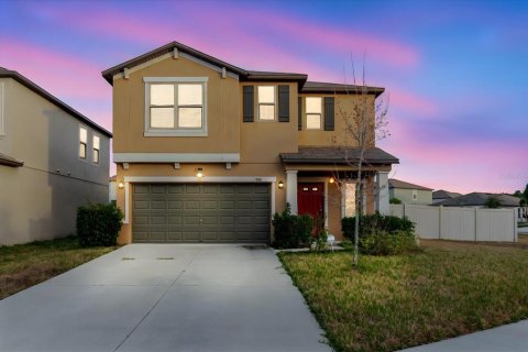 House in Sun City Center, Florida 6 bedrooms, 242.85 sq.m. № 2202436