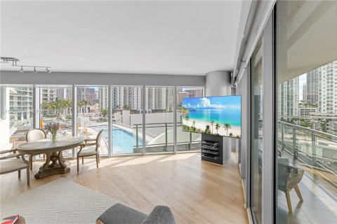 Condo in Miami, Florida, 3 bedrooms  № 2020624 - photo 6