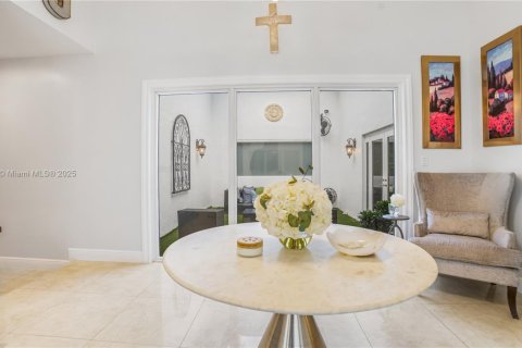 Купить виллу или дом в Майами, Флорида 4 спальни, 262.91м2, № 1932567 - фото 14
