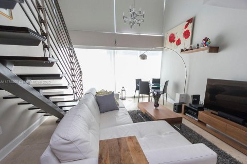 Condo à Miami, Floride, 1 chambre  № 1980321