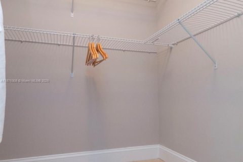 Copropriété à louer à Miami, Floride: 1 chambre, 91.69 m2 № 1980321 - photo 24