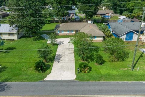 Villa ou maison à vendre à Ocala, Floride: 3 chambres, 142.42 m2 № 2411659 - photo 11