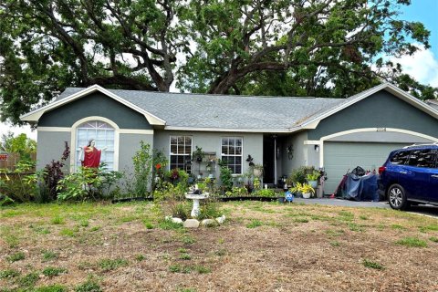 Casa en venta en Tampa, Florida, 3 dormitorios, 141.4 m2 № 1616941 - foto 1