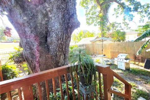 Casa en venta en Tampa, Florida, 3 dormitorios, 141.4 m2 № 1616941 - foto 25