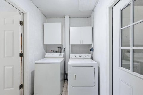 Купить виллу или дом в Сарасота, Флорида 6 комнат, 197.79м2, № 2166616 - фото 20