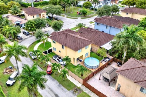 Casa en venta en Homestead, Florida, 4 dormitorios, 208.38 m2 № 1887391 - foto 24