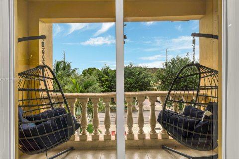 Casa en venta en Homestead, Florida, 4 dormitorios, 208.38 m2 № 1887391 - foto 22