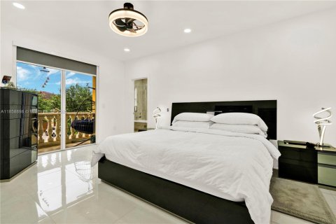 Casa en venta en Homestead, Florida, 4 dormitorios, 208.38 m2 № 1887391 - foto 19