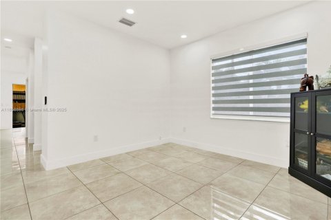 Casa en venta en Homestead, Florida, 4 dormitorios, 208.38 m2 № 1887391 - foto 2