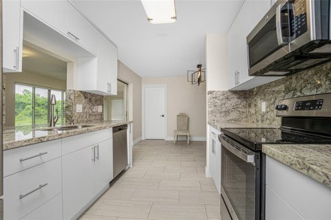 Casa en alquiler en Port Charlotte, Florida, 3 dormitorios, 156.26 m2 № 1906821 - foto 12