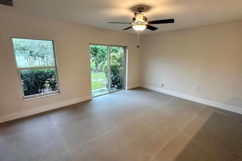 Villa ou maison à louer à Delray Beach, Floride: 3 chambres, 107.49 m2 № 2439255 - photo 6