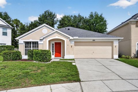 House in Lake Mary, Florida 4 bedrooms, 181.72 sq.m. № 2351903