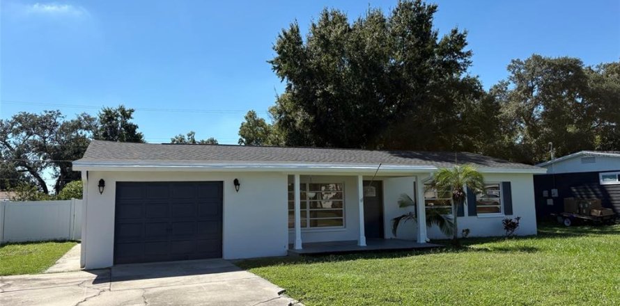 Villa ou maison à Tampa, Floride 3 chambres, 120.4 m2 № 2419369