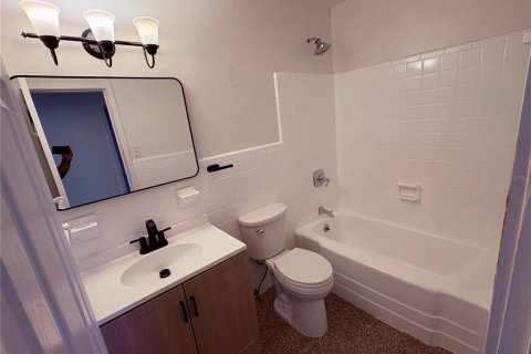 Villa ou maison à louer à Tampa, Floride: 3 chambres, 120.4 m2 № 2419369 - photo 9