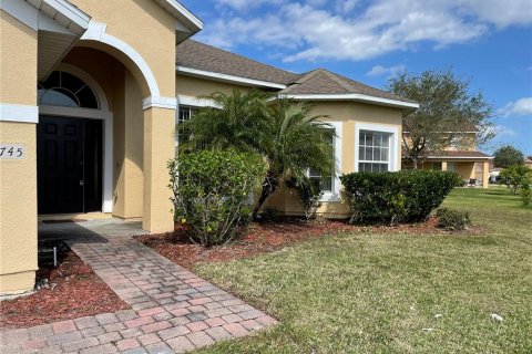 Casa en alquiler en Kissimmee, Florida, 3 dormitorios, 181.07 m2 № 1916510 - foto 2
