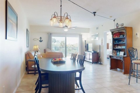 Condo in New Smyrna Beach, Florida, 2 bedrooms  № 1533388 - photo 10